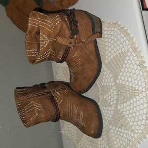 Sz 7 baby girls cowboy boots